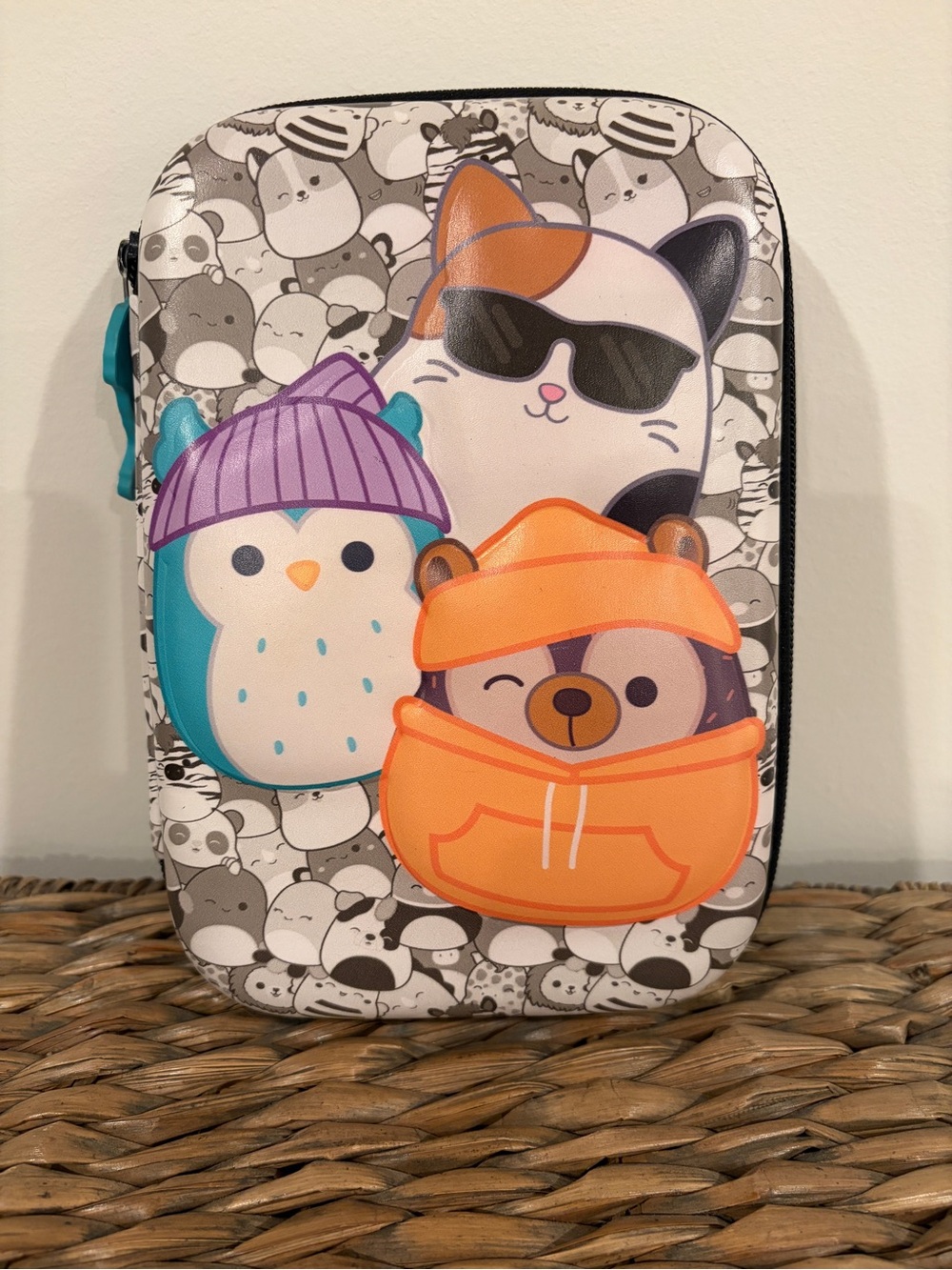 Squishmallows Size OS Multicolor Cam Winston Hans Hard Shell Zipper Pencil Case